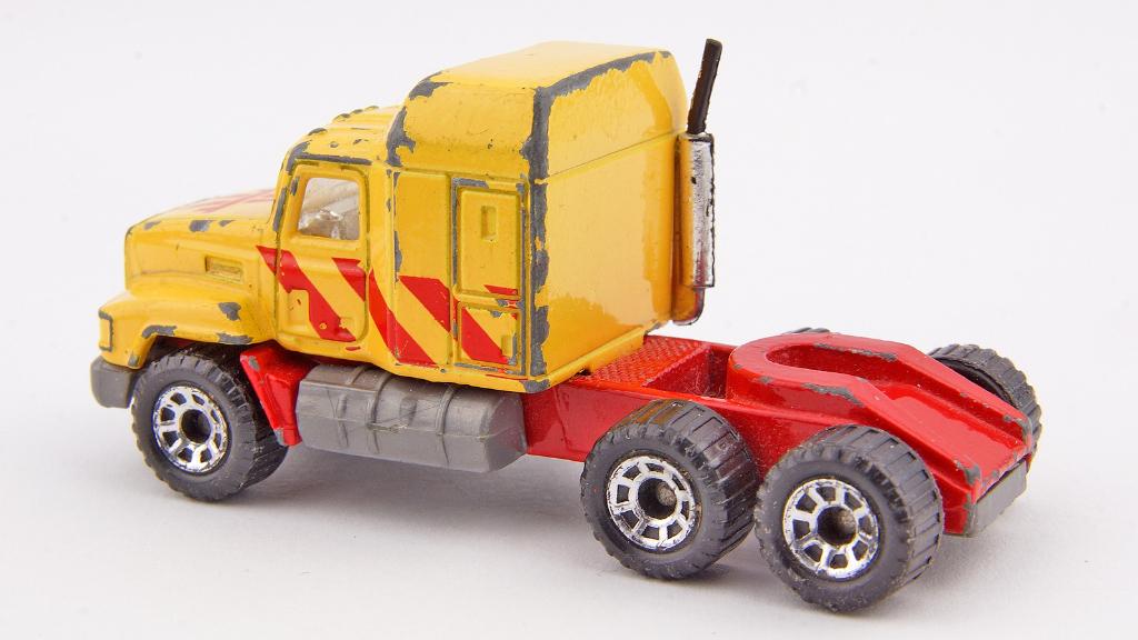 Mack CH600 van Matchbox No.CY32, Ophalen of Verzenden, Gebruikt, Bus of Vrachtwagen