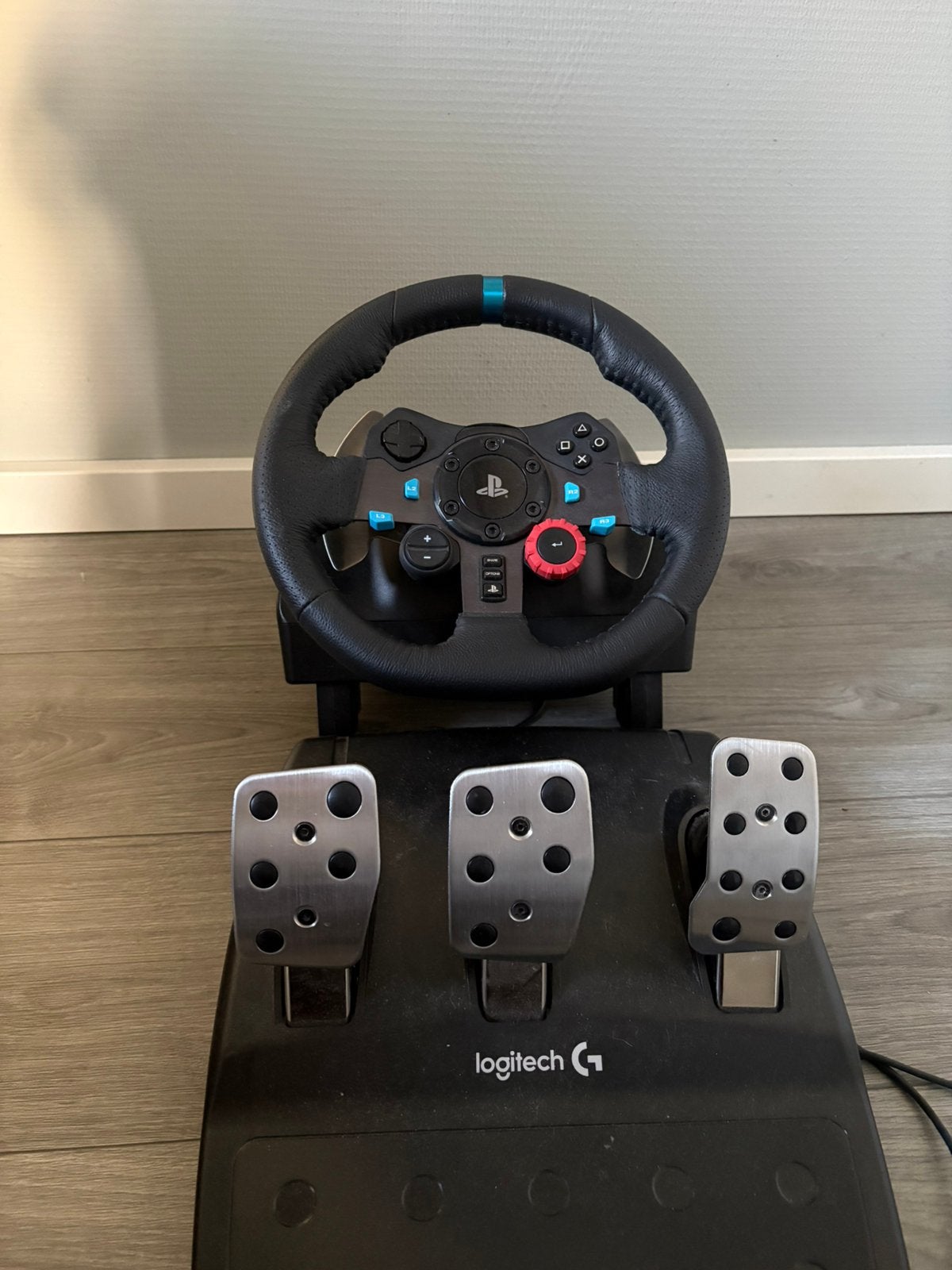 Logitec G29 racestuur + pedalen, Ophalen, Zo goed als nieuw, Stuurtje of Sportattribuut
