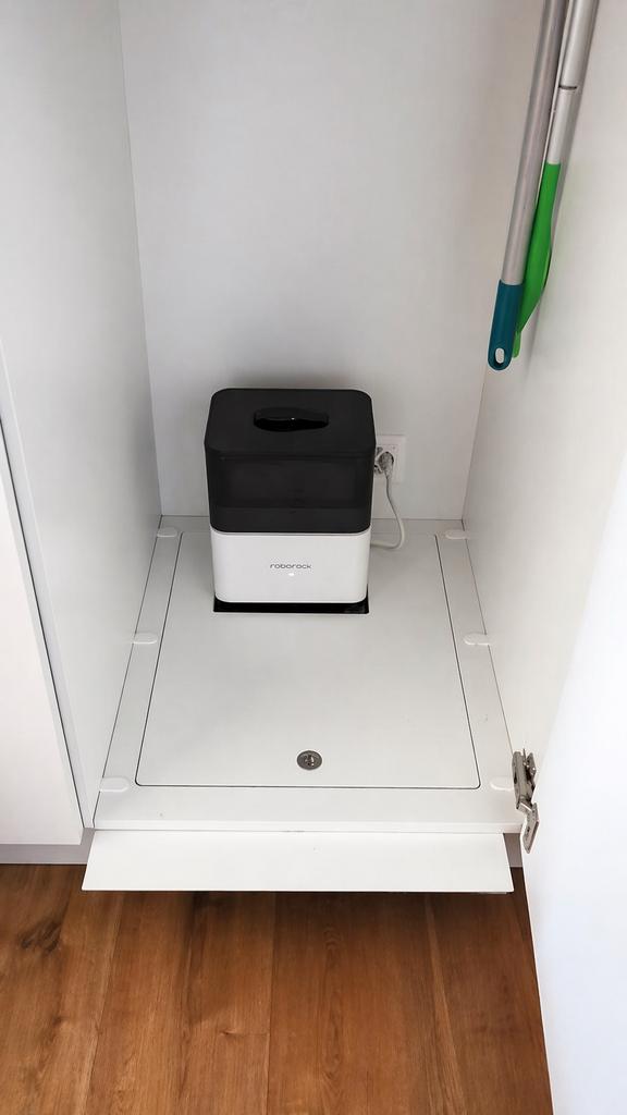 Robotstofzuiger wegwerken in kast of keuken, Ophalen, Nieuw