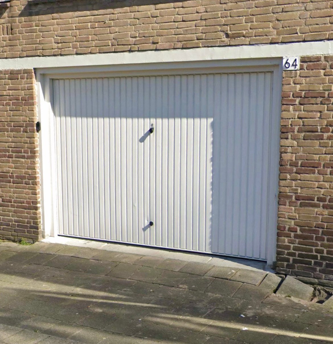 GARAGEBOX TE HUUR - 34 M2 - STROOM & WATER Rdam Charlois, Huizen en Kamers, Garages en Parkeerplaatsen, Zuid-Holland