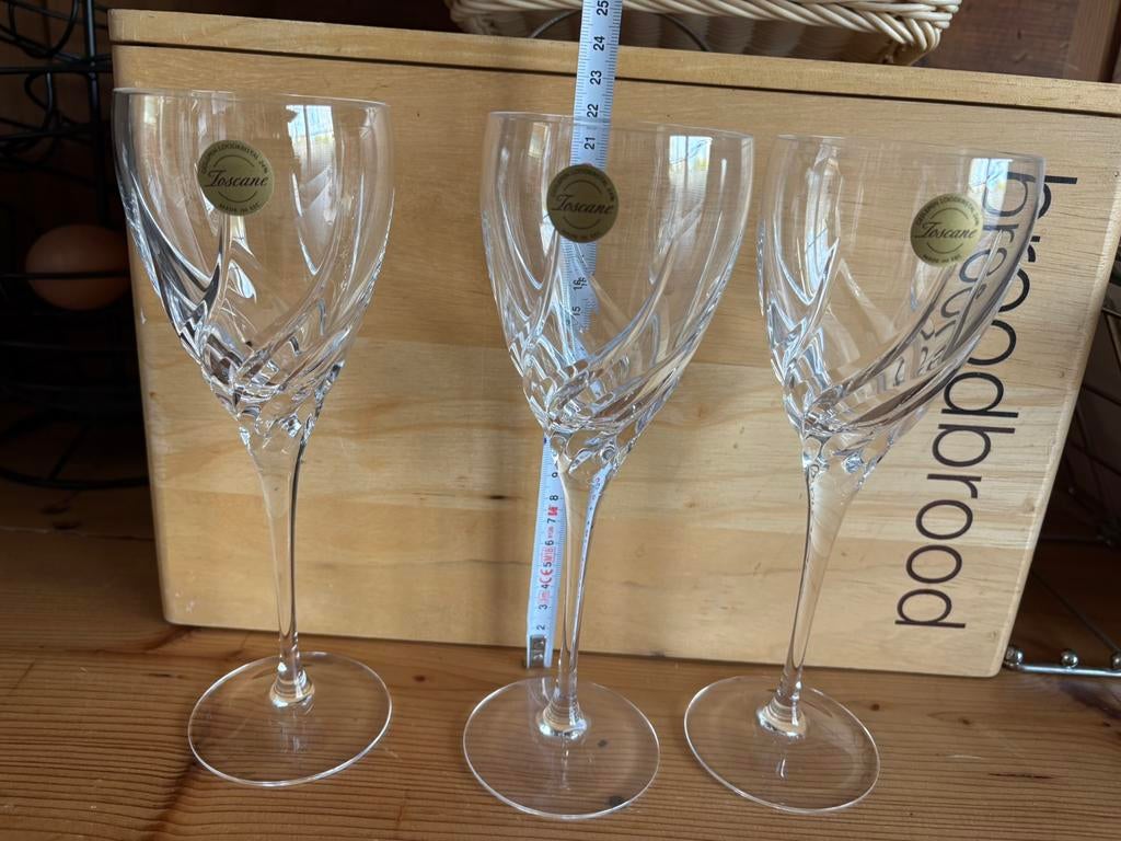 Drie kristallen rode wijn glazen Toscane. Albert Heijn actie, Ophalen of Verzenden, Nieuw, Overige typen