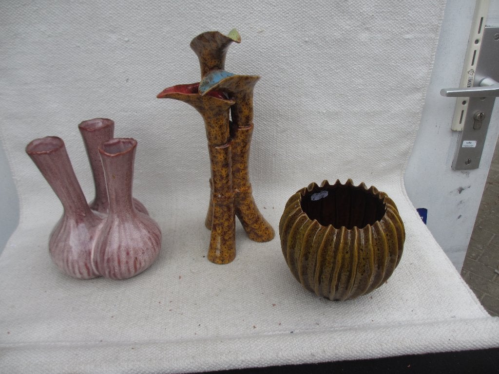 Div. top design vaasjes Des Pots / Daan Kromhout