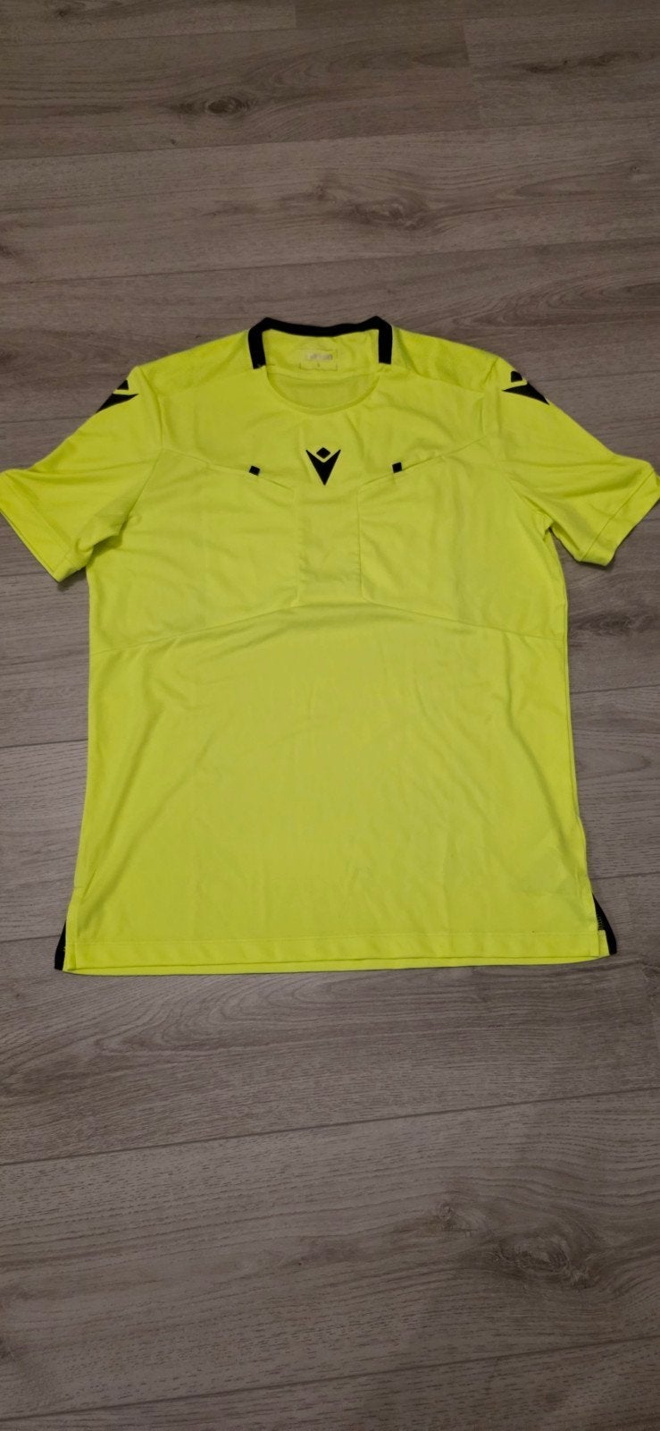 Macron Scheidsrechtersshirt Maat L, Ophalen of Verzenden, Shirt