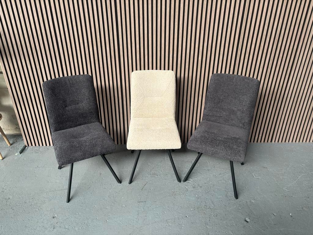 MEENEEMPRIJS diverse sets eetkamerstoelen SHOWMODEL €30 p.s., Huis en Inrichting, Stoelen, Twee, Overige kleuren, Nieuw, Ophalen of Verzenden