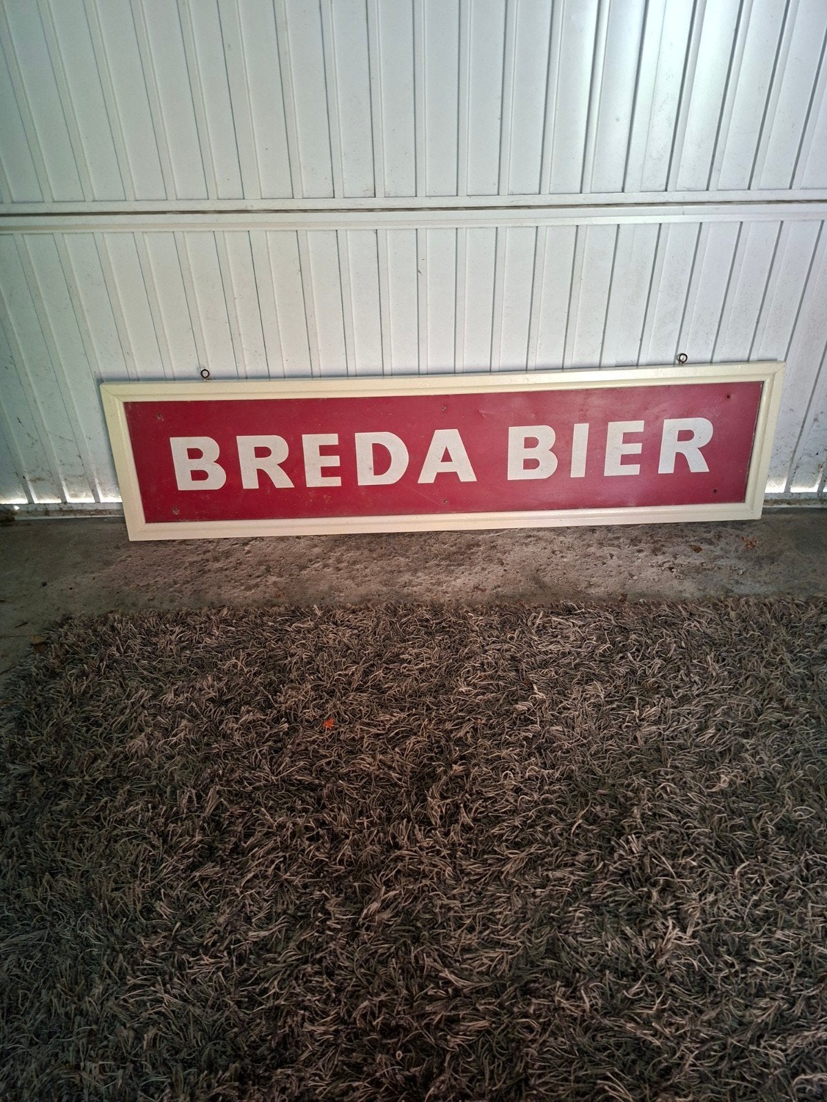 Breda Bier Reclamebord in Houten Lijst, Ophalen