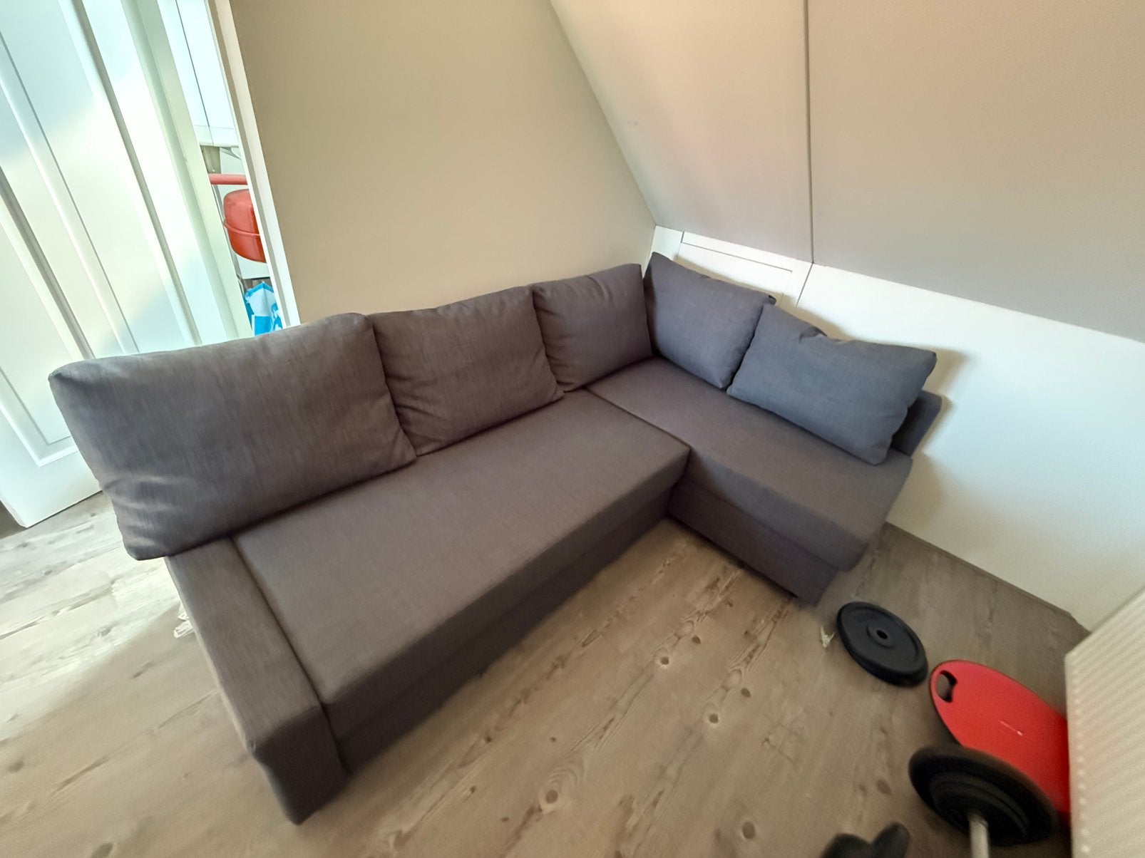 In nieuwstaat Mooie ikea slaapbank grijs, Ophalen, Zo goed als nieuw