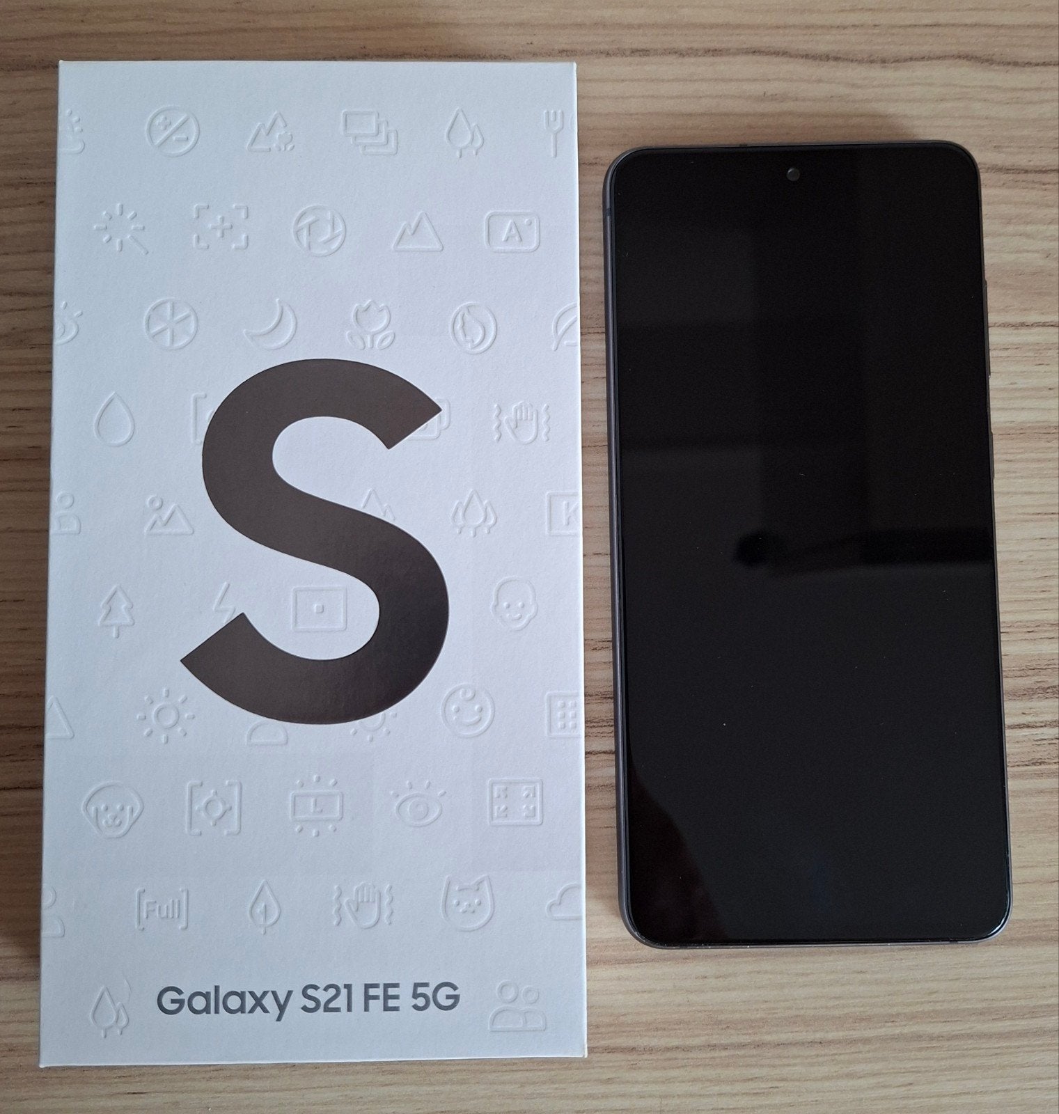 Samsung Galaxy S21 FE 5G - Zo goed als nieuw, Zwart, Touchscreen, Ophalen of Verzenden, Zo goed als nieuw
