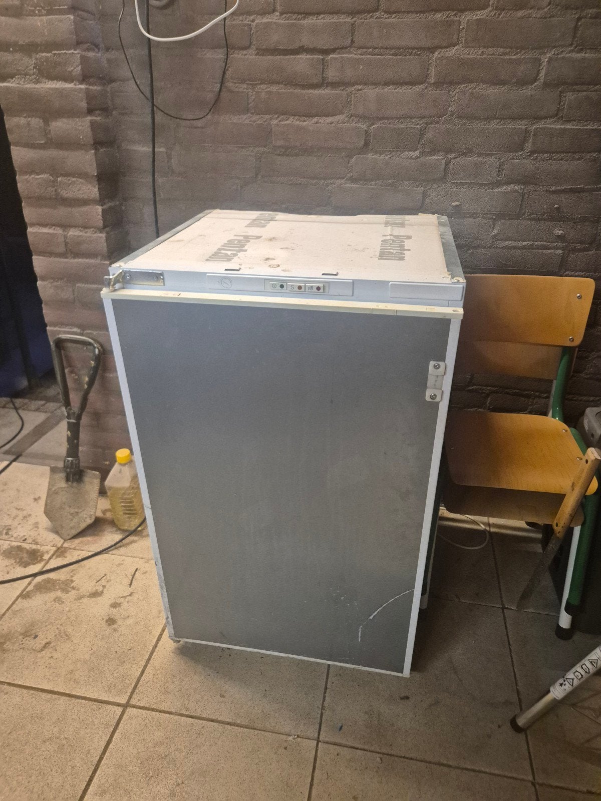 Inbouwvriezer/vriezer Bosch GID18A20, 200 liter of meer, Ophalen, 60 cm of meer, Zonder vriesvak