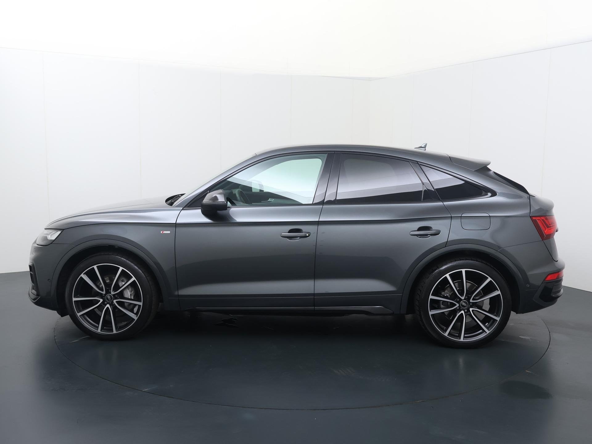 Audi Q5 Sportback 50 TFSI e S edition Competition | 299 PK |, Auto's, 12 maanden, 14 kWh, Gebruikt, 4 cilinders