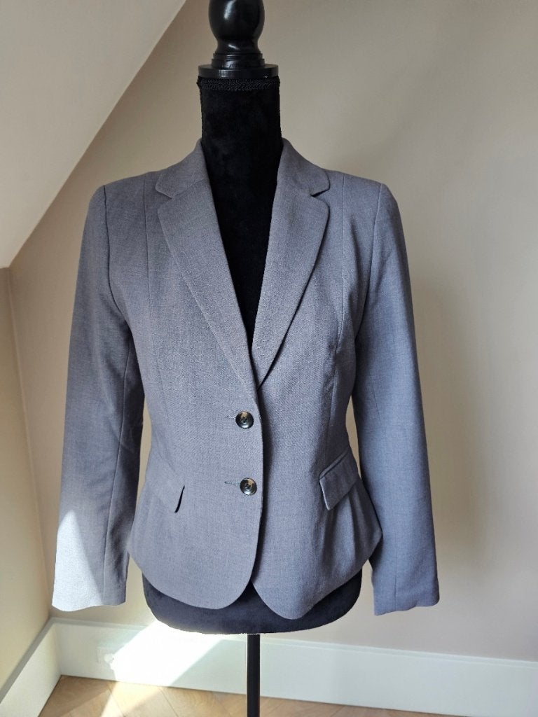 Grijze blazer van het merk H&M, Maat 38/40 (M), H&M, Ophalen of Verzenden, Zo goed als nieuw