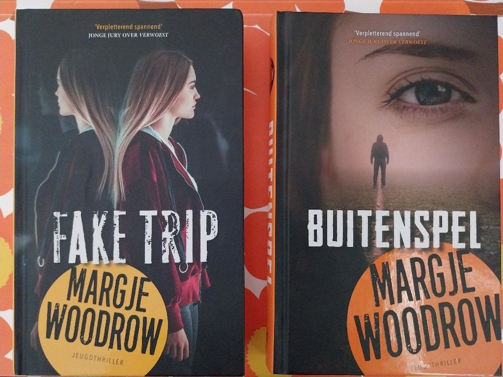2x Margje Woodrow Buitenspel + Fake Trip Top!, Ophalen, Gelezen