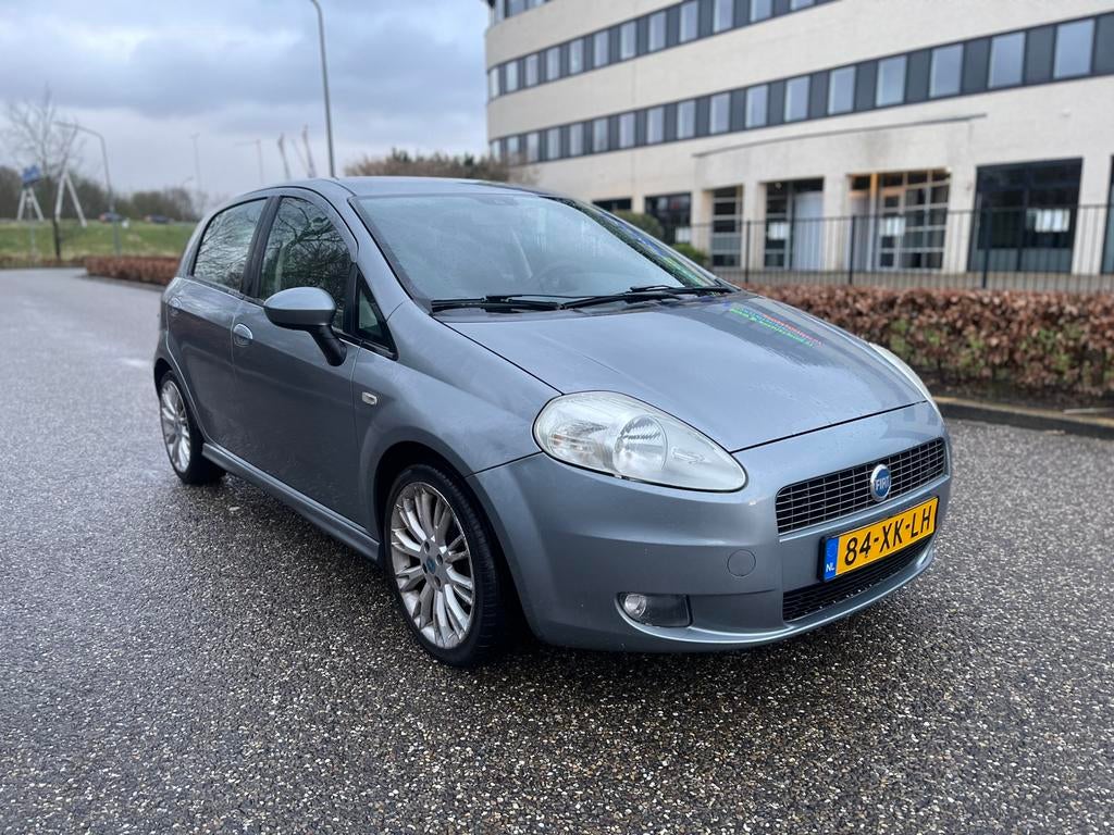 Fiat Punto 1.4 16V Turbo 5DR 2007 Grijs, Auto's, Voorwielaandrijving, 15 km/l, 1145 kg, 4 cilinders