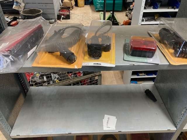 Partij aanhanger onderdelen verlichting en auto onderdelen, Auto's en Fietsen, Weijman, Info@weijmantrading.nl, Ochten