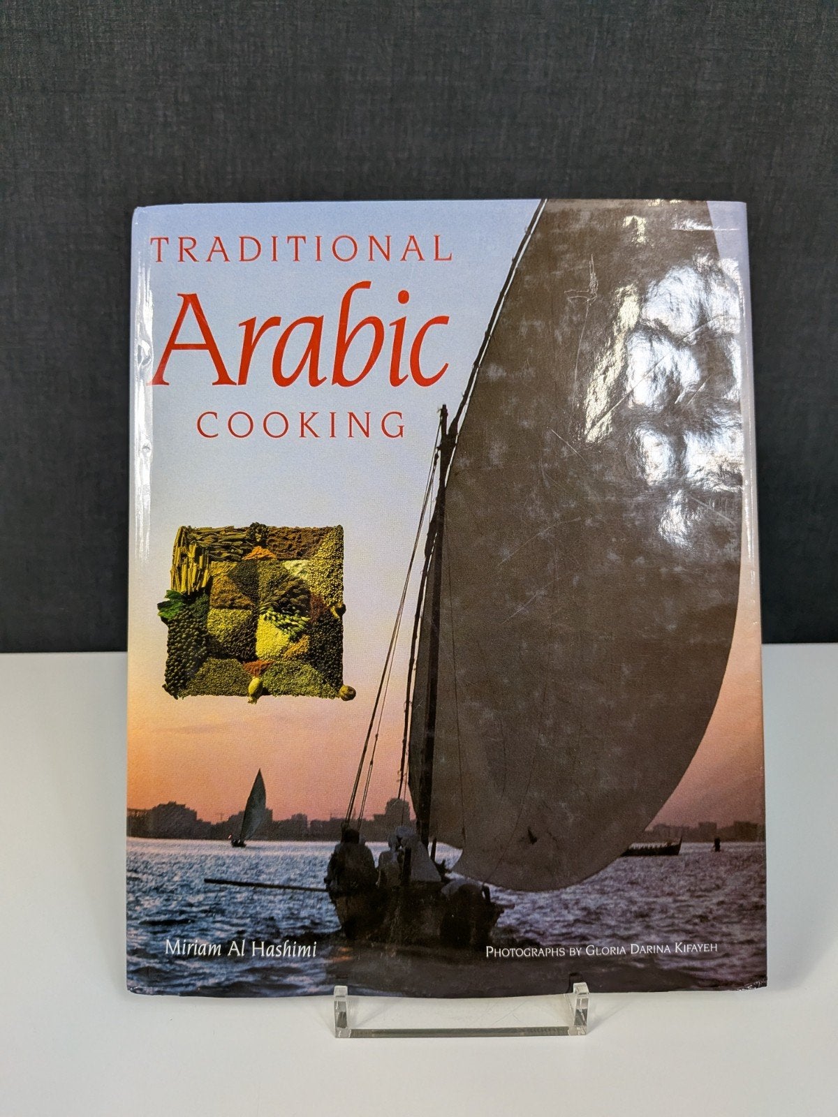 Traditional Arabic Cooking – Miriam Al Hashimi, Gelezen, Midden-Oosten en Marokko, Overige typen, Ophalen of Verzenden