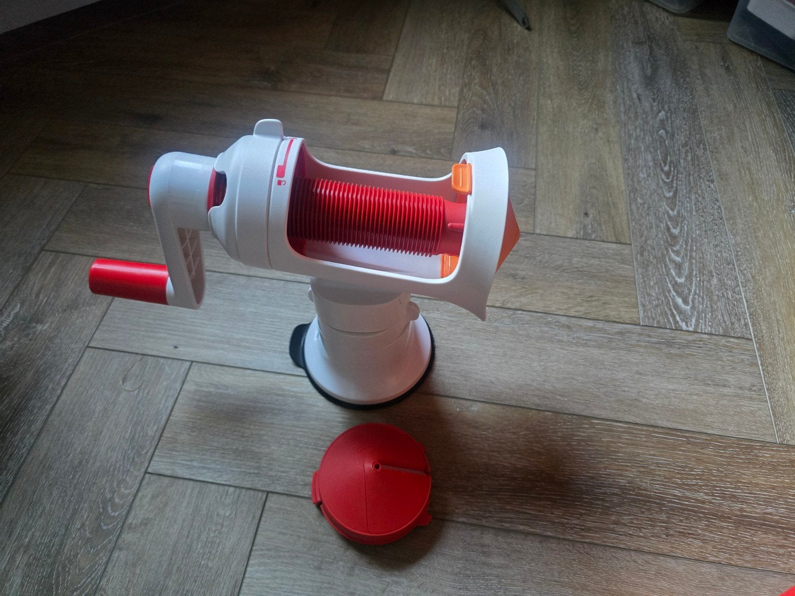 Tupperware spiraalsnijder voor groenten, Ophalen of Verzenden, Zo goed als nieuw, Rood, Vaatwasserbestendig