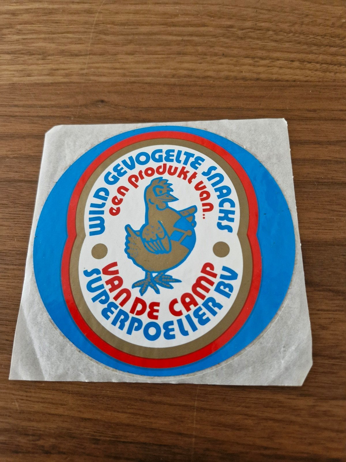 11045  sticker Wild Gevogelte Snacks Van de Camp Superpoeli, Verzamelen, Ophalen of Verzenden