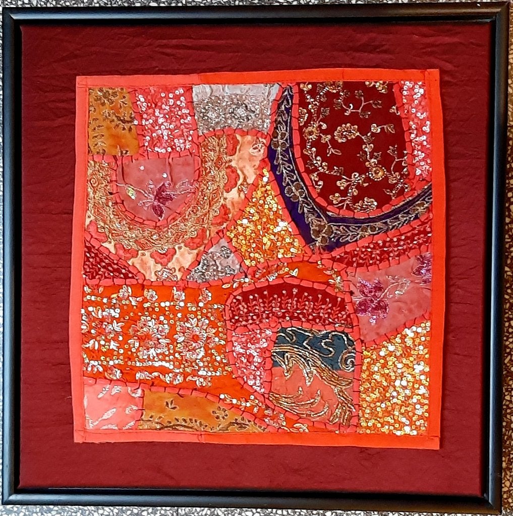 Textielkunst uit Lijiang, China - Ingelijst met lovertjes, Ingelijst, Wanddecoratie, Textiel, 54 cm