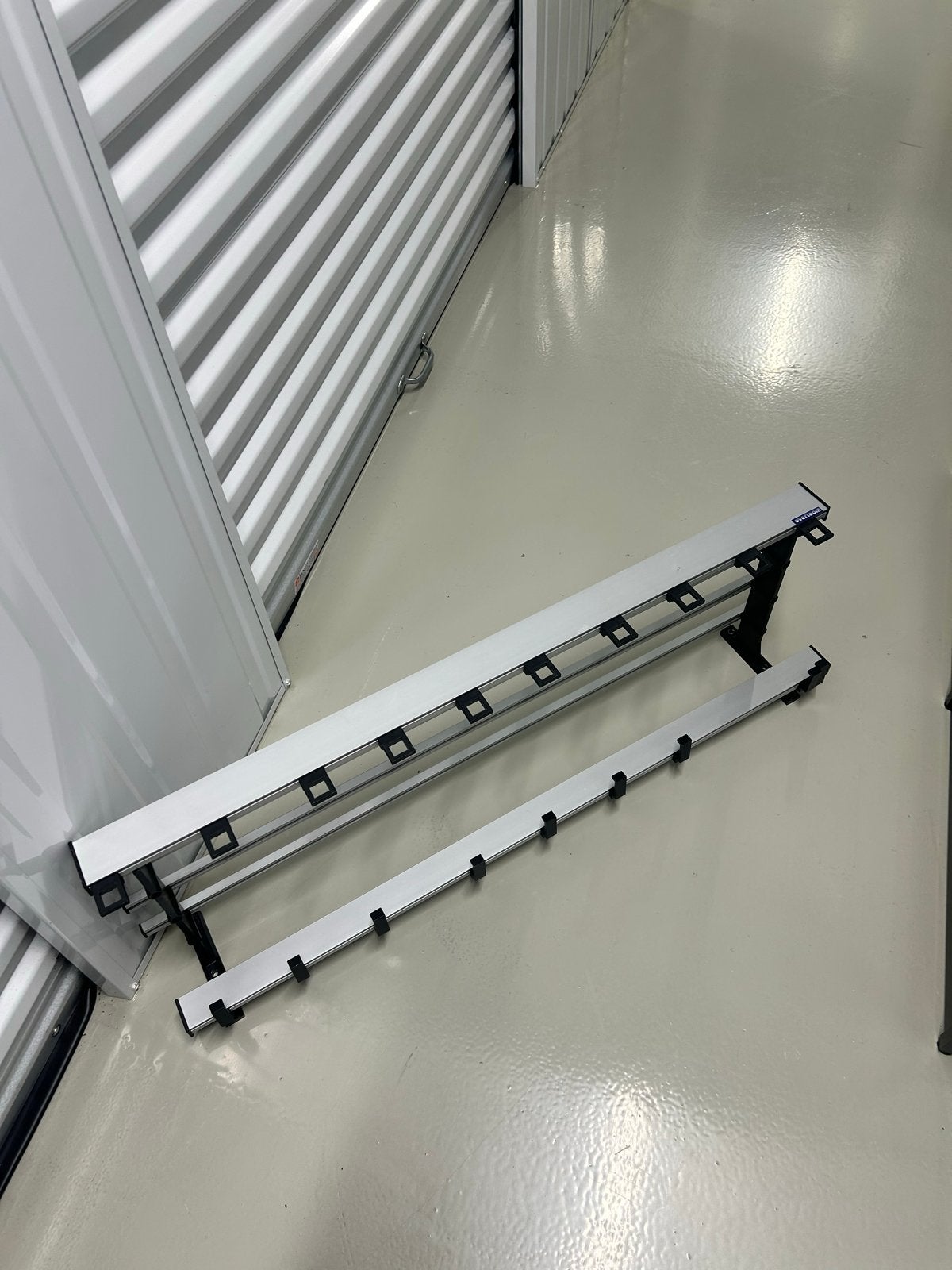 Kledingrek voor bedrijf, restaurant, etc. (incl. hangers), Ophalen, Zo goed als nieuw