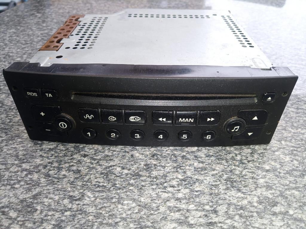 Autoradio VDO Peugeot Citroen, Auto diversen, Autoradio's, Ophalen of Verzenden