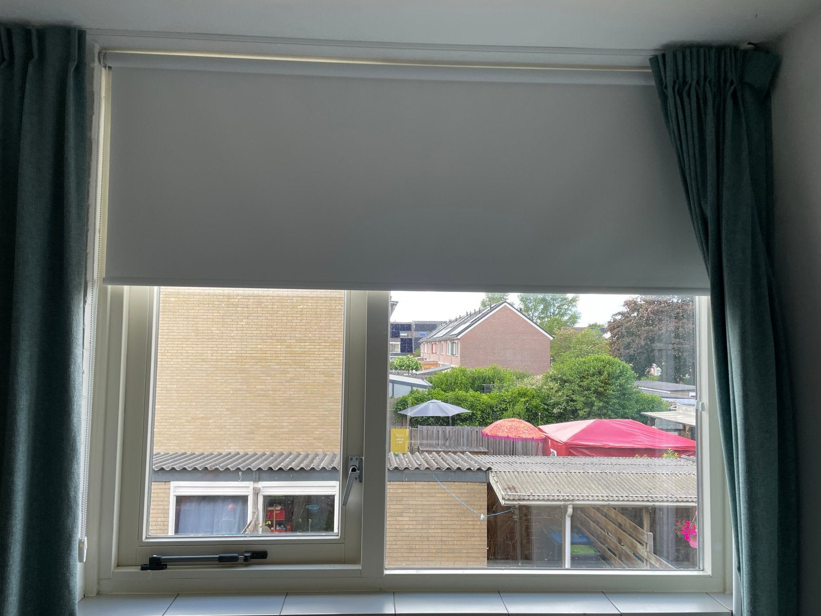 Parasoleil rolgordijn - gemiddelde slaapkamer, Huis en Inrichting, Ophalen, Zo goed als nieuw, Grijs
