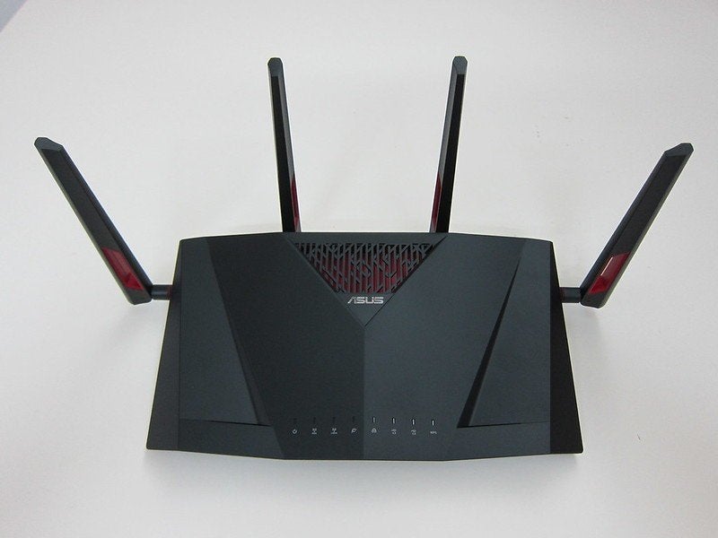 Asus RT-AC88U – Krachtige Dual-Band Gigabit Router, Computers en Software, Routers en Modems, Ophalen of Verzenden, Zo goed als nieuw