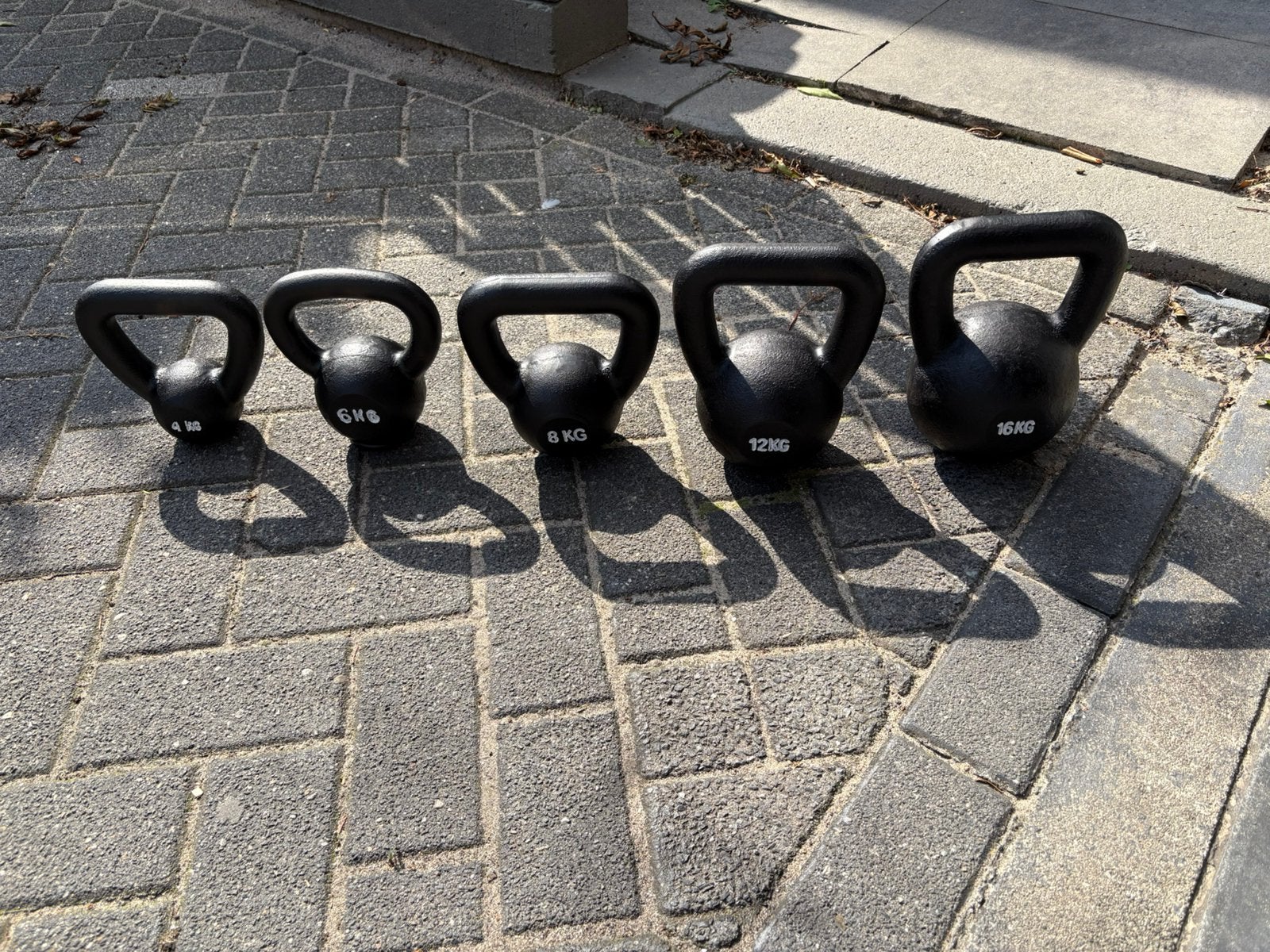 Kettlebells gietijzer 4-6-8-12-16 kg kettlebell gewichten, Ophalen, Gebruikt, 4-16 kg, Gewichten