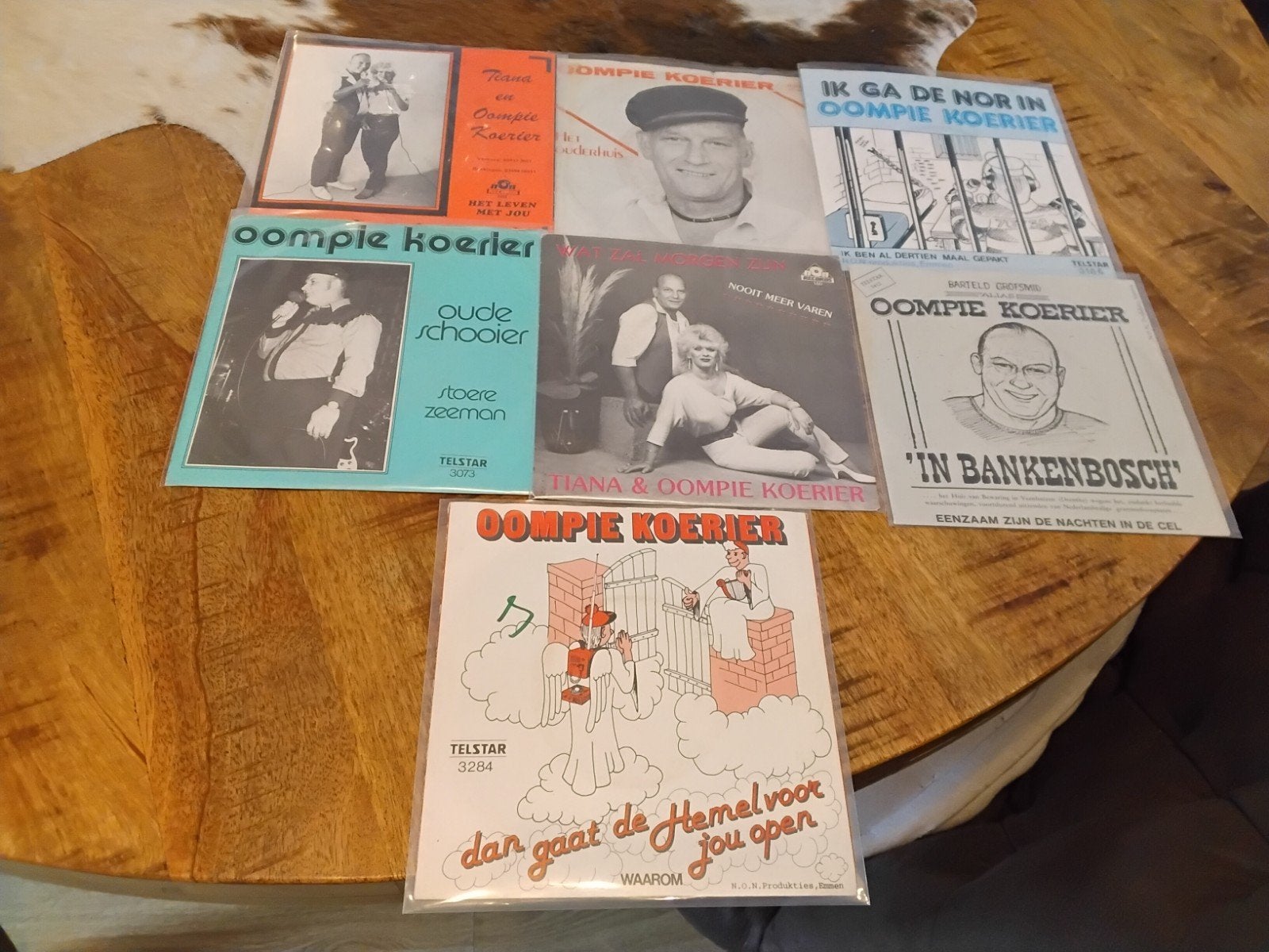 Oompie Koerier singles verzameling 7 stuks, Cd's en Dvd's, Vinyl | Nederlandstalig, Verzenden, Gebruikt, Overige formaten, Levenslied of Smartlap