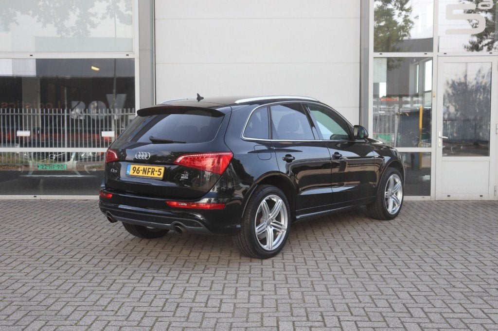Audi Q5 3.2 FSI QUATTRO 270PK AUT PRO LINE, Automaat, Lederen bekleding, Gebruikt, Zwart