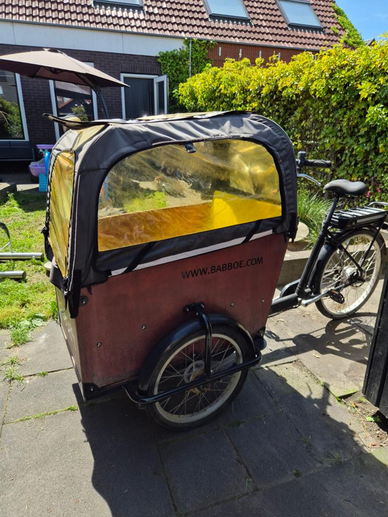 Babboe Big-E bakfiets - opknapper met accessoires, Fietsen en Brommers, Fietsen | Bakfietsen, 4 kinderen of meer, Gebruikt, Elektrisch