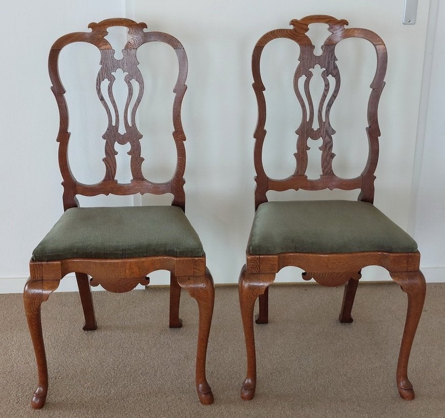Twee stoelen antiek, stijl Chippendale, in goede staat. 1920, Ophalen, Hout, Gebruikt, Twee