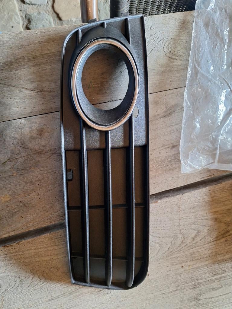 AUDI a4 b8 bumper roosters onderdelen, Auto-onderdelen, Ophalen of Verzenden, Nieuw, Audi, Bumper