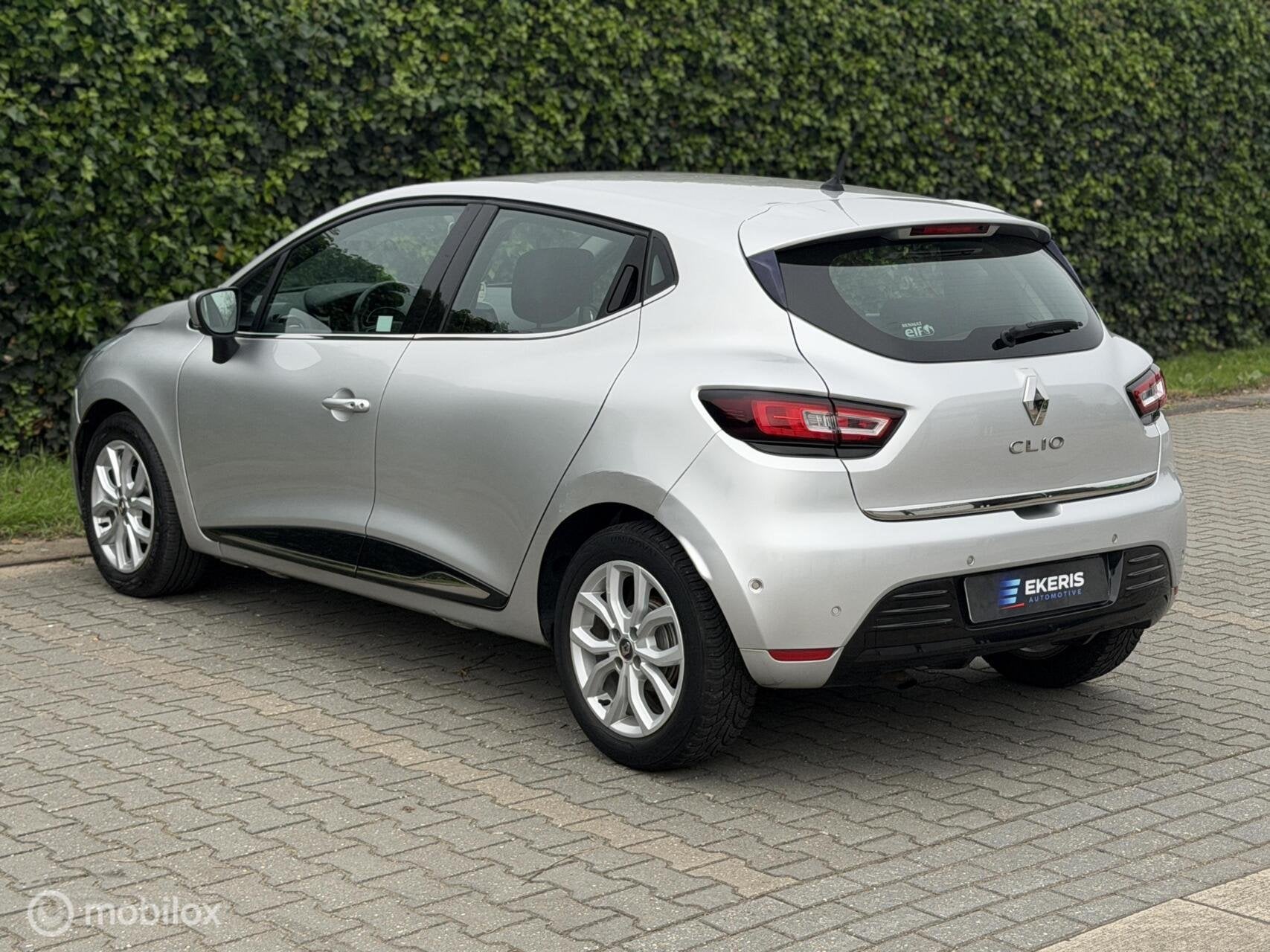 Foto 10 van Renault Clio 0.9 TCe Zen | Camera | Keyless | Leder | Navi |