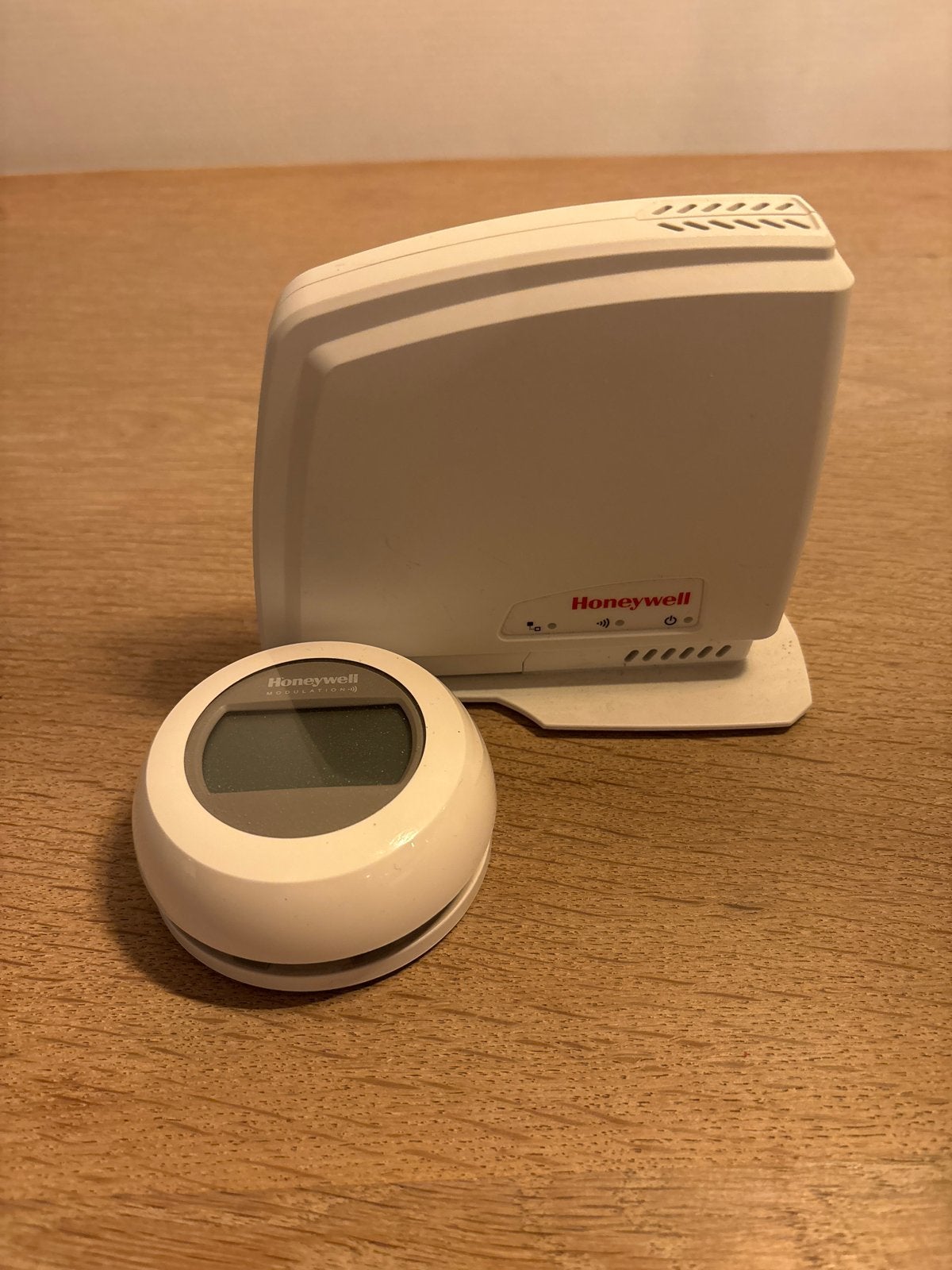 Honeywell Round Connected Thermostaat wifi, Doe-het-zelf en Verbouw, Ophalen of Verzenden, Slimme thermostaat, Gebruikt