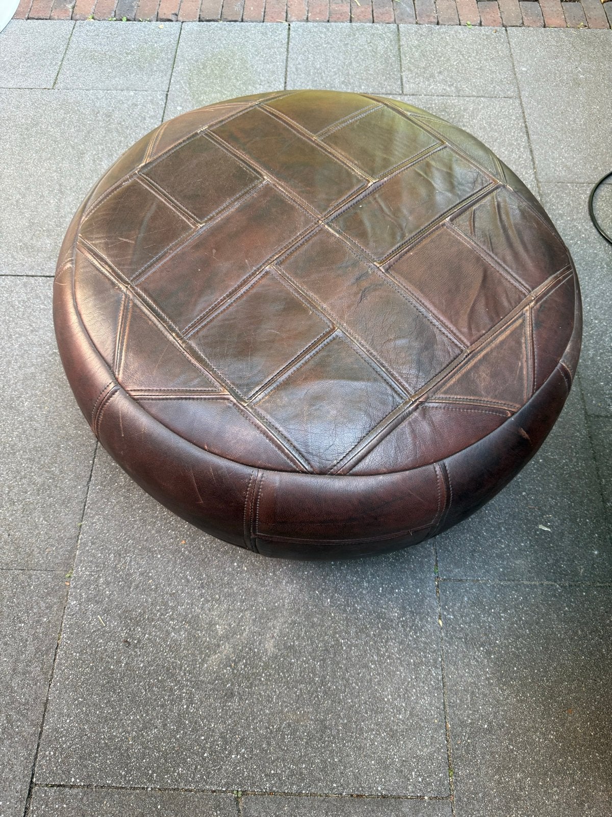 De Sede stijl dik lederen poef - 65cm doorsnede, Ophalen, Gebruikt, Leer, Gijpsvintage