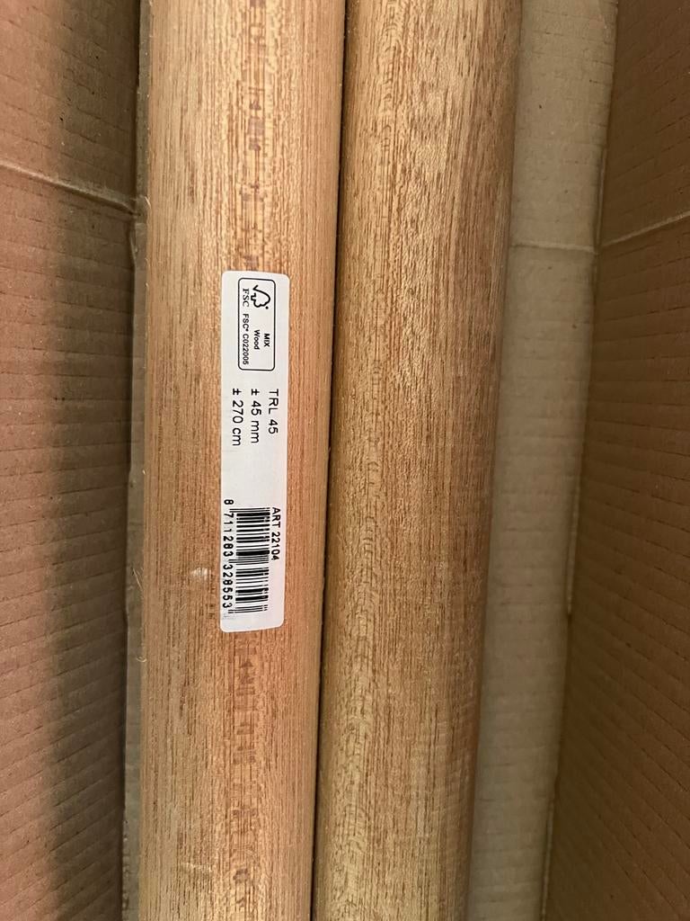 Nieuwe houten trapleuningen - 270 cm lang, 45 mm dik, Doe-het-zelf en Verbouw, Hout en Planken, Ophalen, 25 tot 50 mm, Overige typen