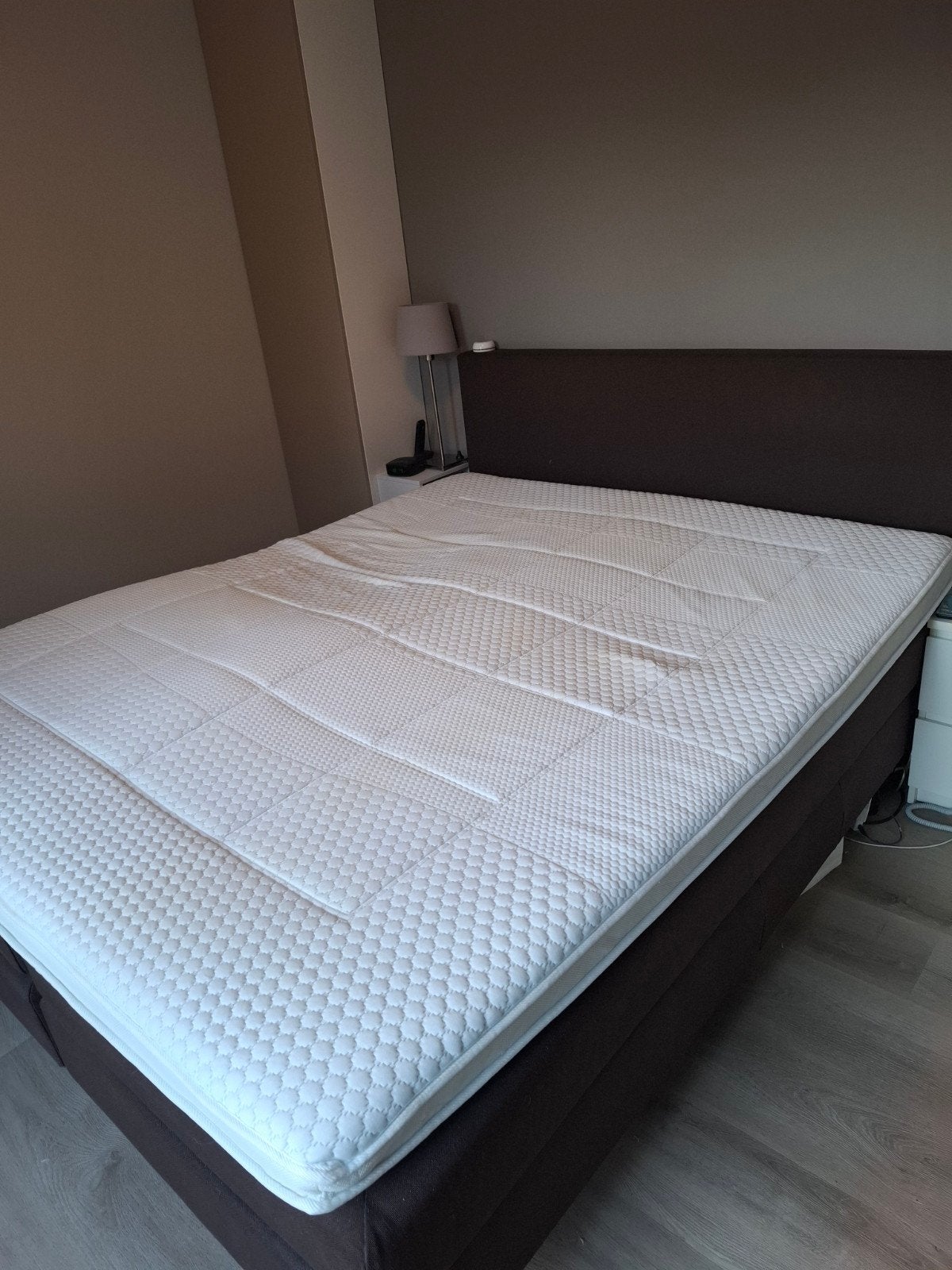 Tweepersoons boxspring met matras en topper, Ophalen, Gebruikt, Bruin, Tweepersoons