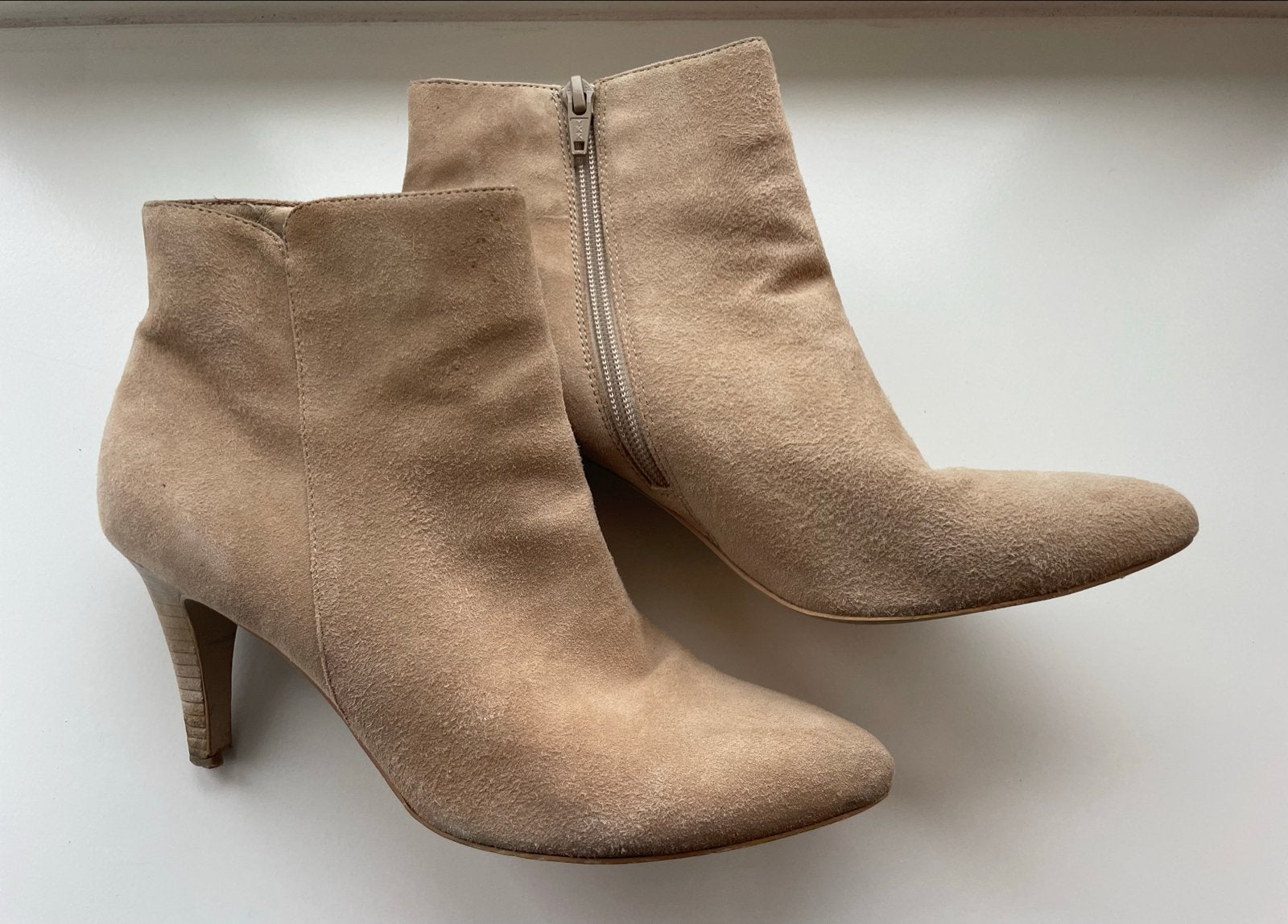 Kiomi suède enkellaarsjes - Beige - Maat 39, Kleding | Dames, Beige, Lage of Enkellaarzen, Ophalen of Verzenden, Gedragen
