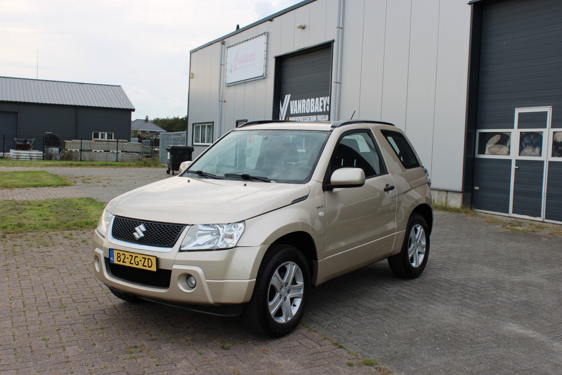 Suzuki Grand Vitara 1.6-16V Exclusive (bj 2008), Auto's, 1345 kg, Stof, Gebruikt, 4 cilinders