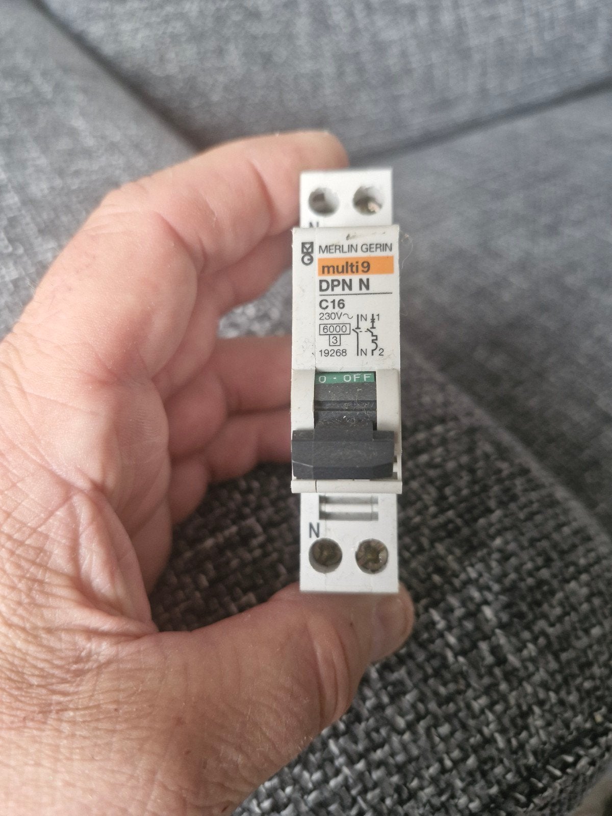 Merlin Gerin Multi 9 DPN N C16 Installatieautomaat, Ophalen of Verzenden, Gebruikt, Schneider Electric, Installatieautomaat