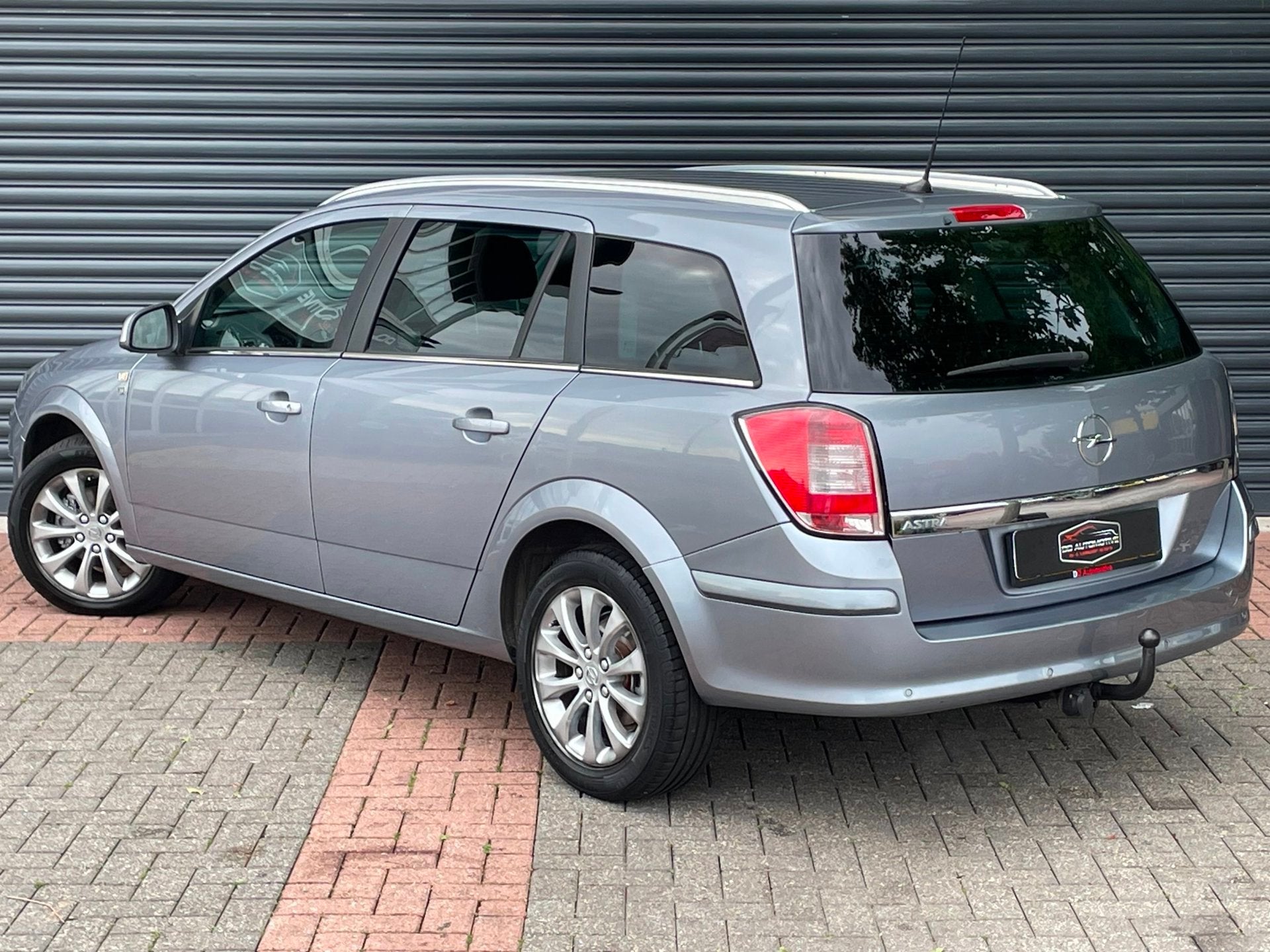Opel Astra Wagon 1.6 Cosmo Cruise | Trekhaak | Navi | Orgine, Auto's, Voorwielaandrijving, Gebruikt, 116 pk, Origineel Nederlands