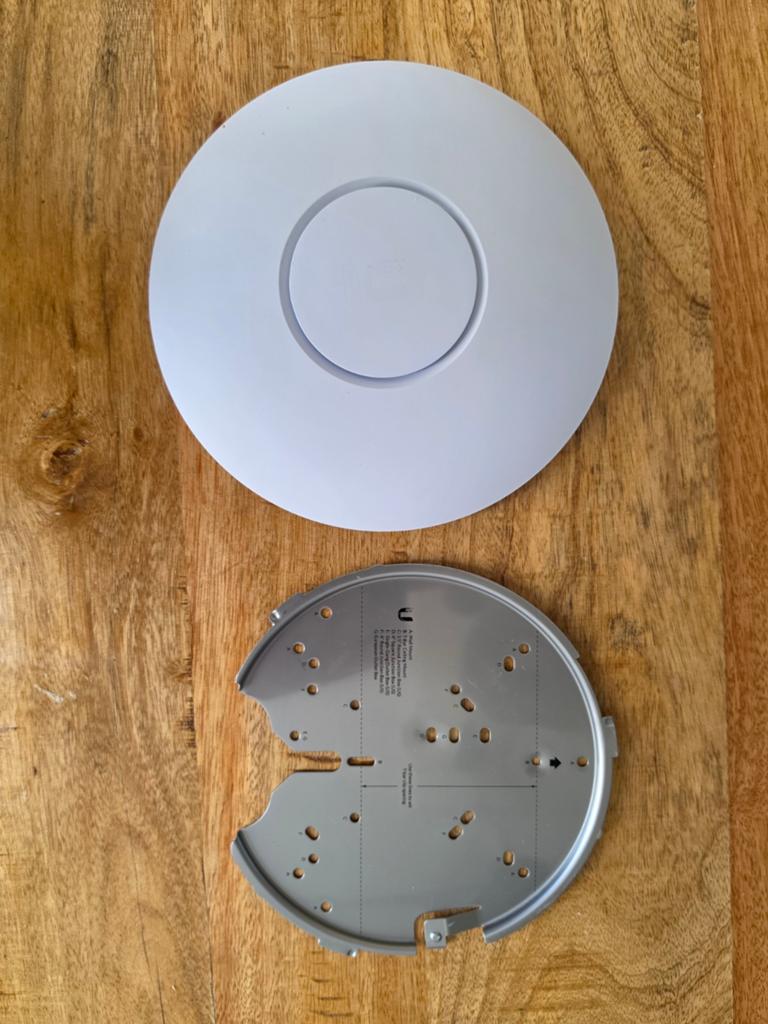 Ubiquiti access point U6-Pro te koop, Computers en Software, Ophalen, Zo goed als nieuw, UBIQUITI
