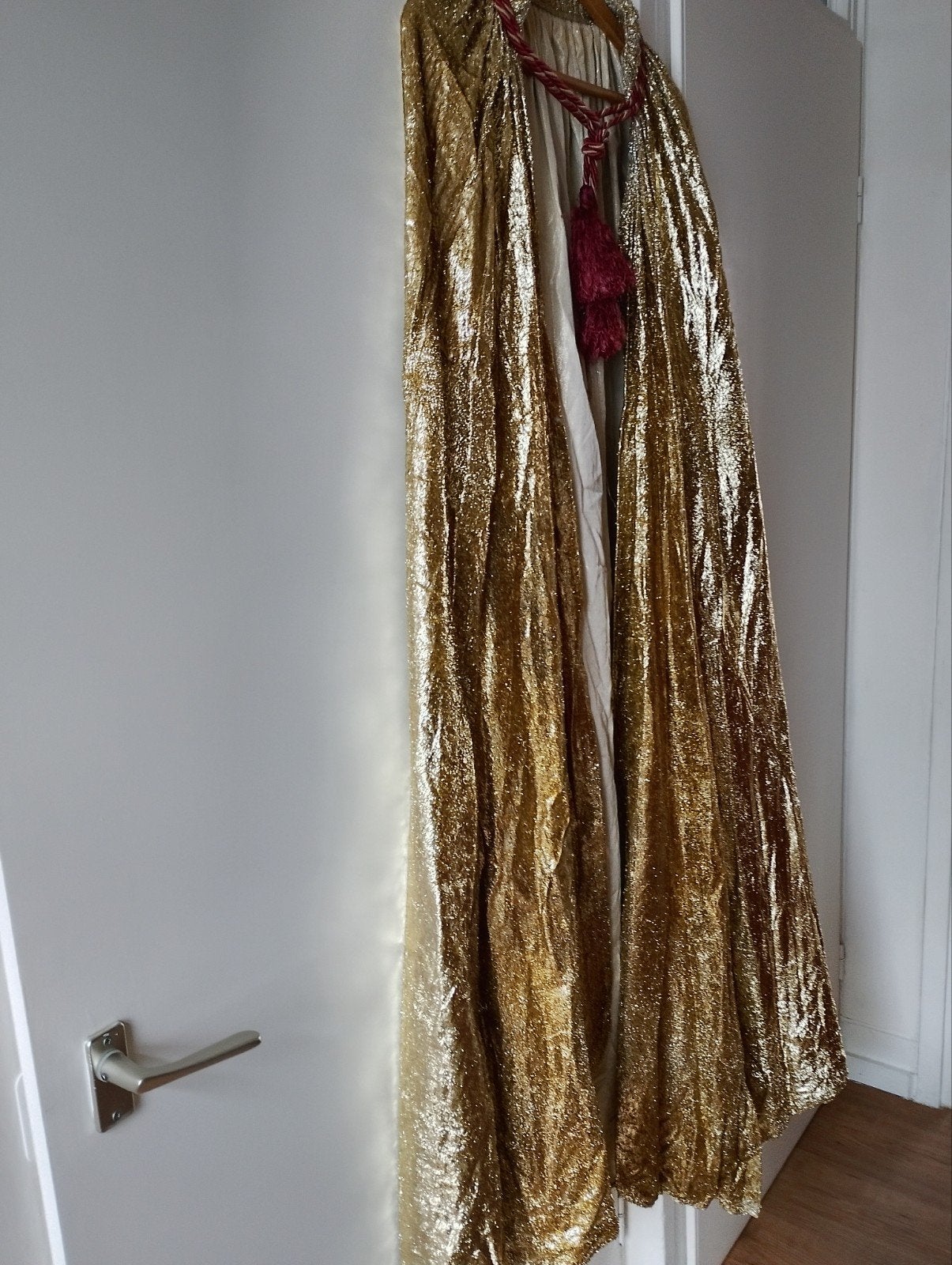 Mooie cape (mantel) gebruikt voor theater, Ophalen, Zo goed als nieuw, Maat 46/48 (XL) of groter, Carnaval
