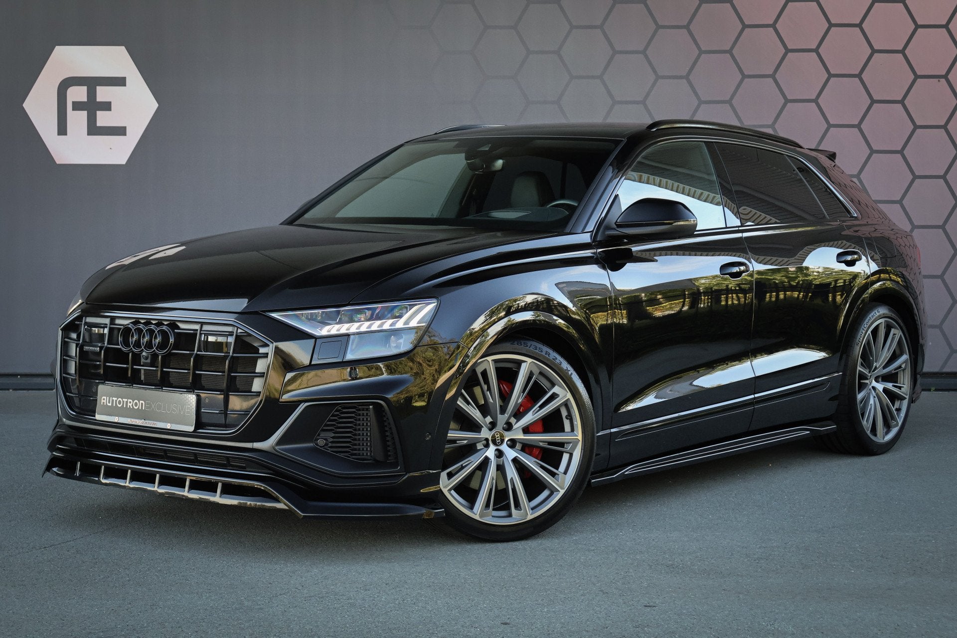 Audi Q8 55 TFSI e quattro Pro Line S | ADAPTIVE CRUISE | 360, Auto's, Automaat, Dealer onderhouden, Gebruikt, Zwart