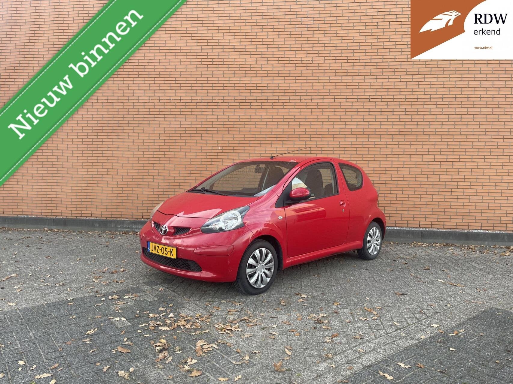Toyota Aygo 1.0 Access 2011 96DKM | AIRCO | ELEK-PAKKET |, Voorwielaandrijving, Euro 5, Gebruikt, 4 stoelen