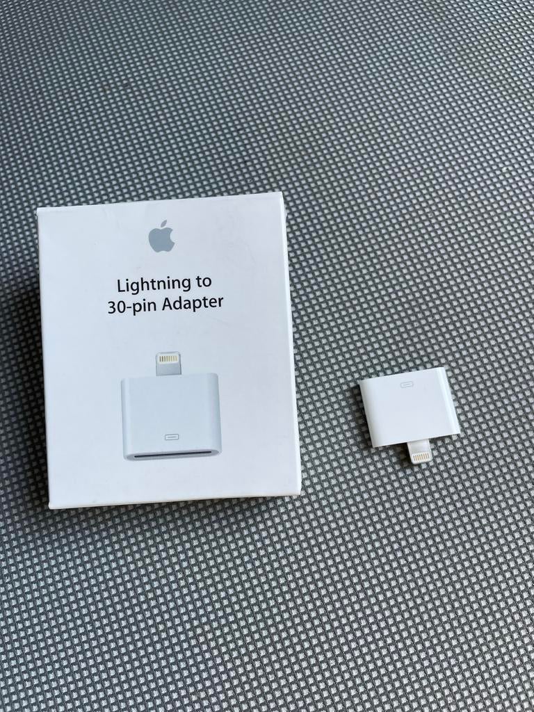Apple lightni g to 30-pin adapter, Ophalen of Verzenden, Zo goed als nieuw