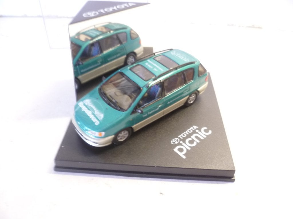 Vitesse Toyota Picnic Koepelbeurs Raamsdonksveer blauw 1:43, Ophalen of Verzenden, Nieuw, Auto, Overige merken