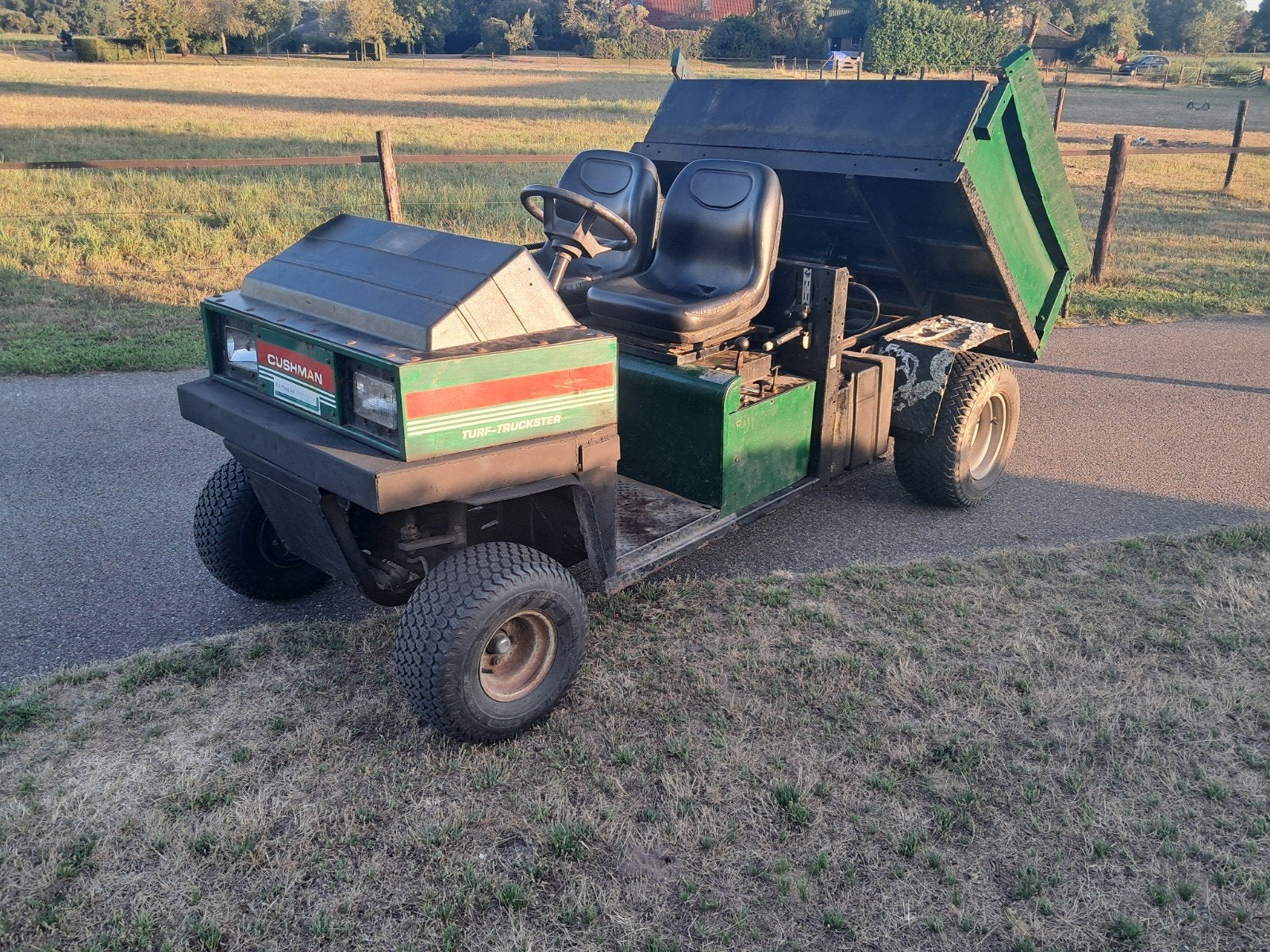 ransomes Cushman Turf Truckster  opknapper, Zakelijke goederen, Machines en Bouw | Tuin, Park en Bosbouw, Ophalen, Voertuig of Aanhanger