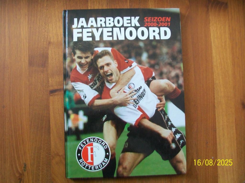 Feyenoord Jaarboek seizoen 2000-2001, Verzenden, Zo goed als nieuw, Feyenoord, Boek of Tijdschrift