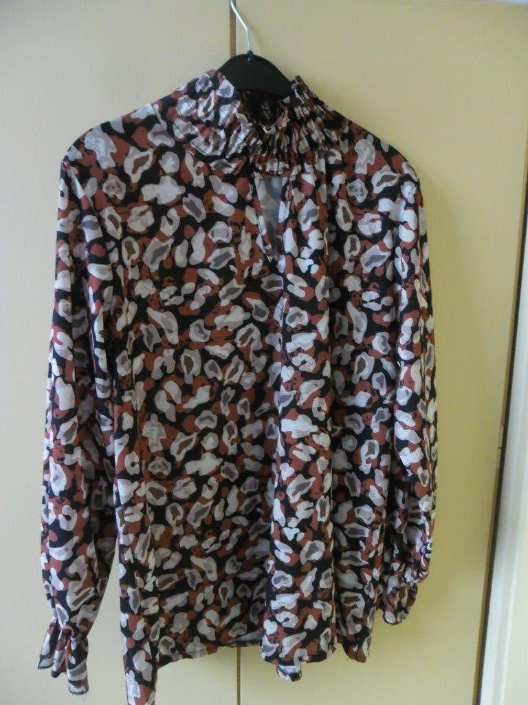 Nieuwe dames blouse. Maat L, Kleding | Dames, Blouses en Tunieken, Endy, Ophalen of Verzenden, Nieuw, Maat 42/44 (L)