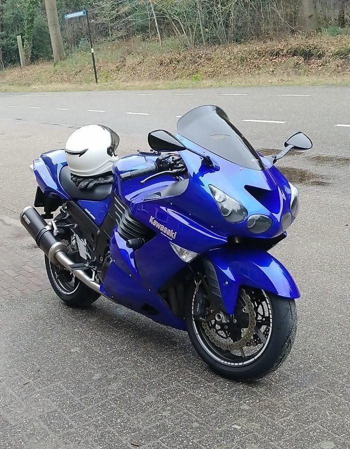 Kawasaki ZZR 1400 (2006), Motoren, 4 cilinders, Motorrijbewijs A, Particulier